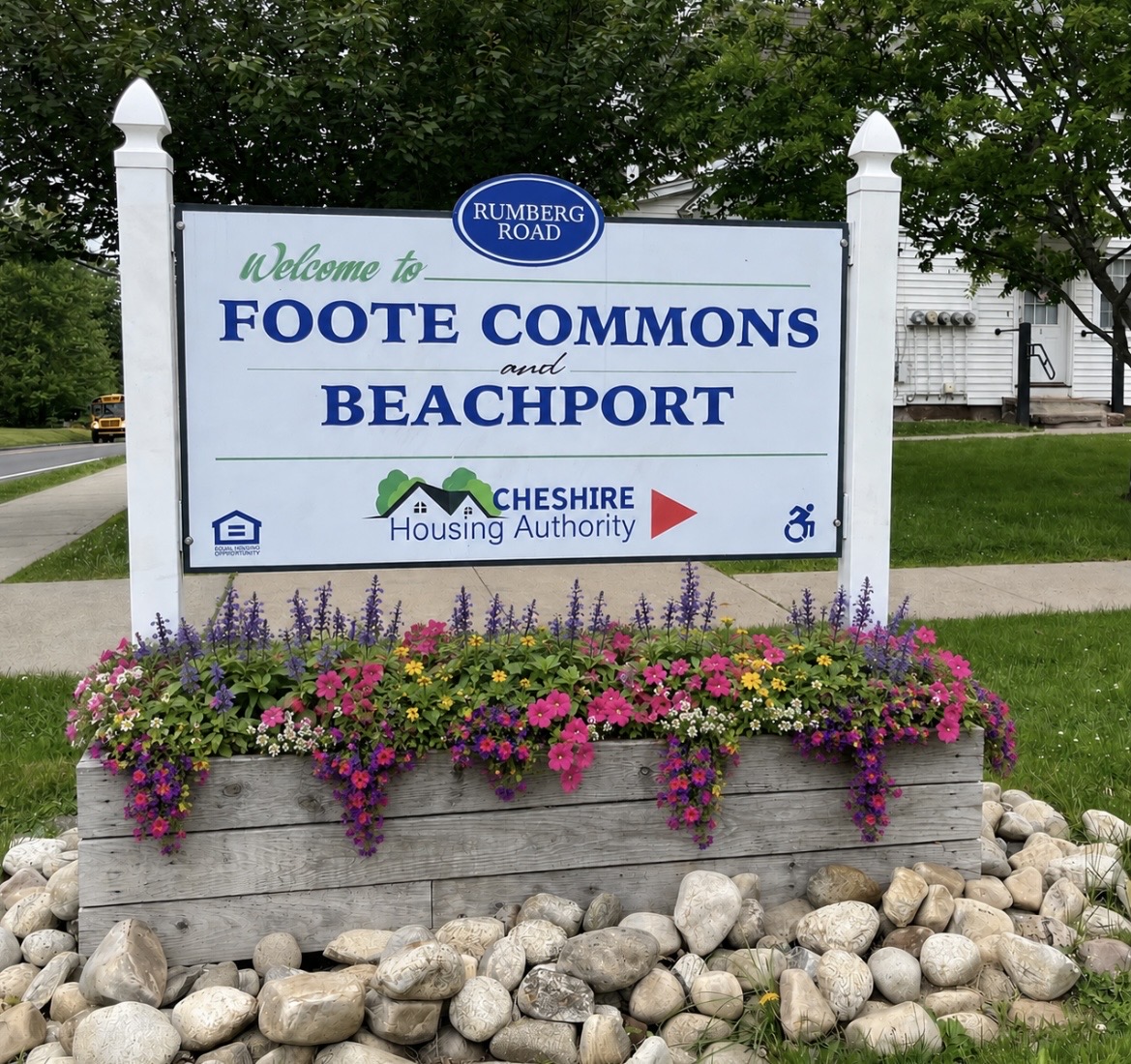 Welcome sign for Foote Commons and Beachport on Rumberg Road, Cheshire Housing Authority